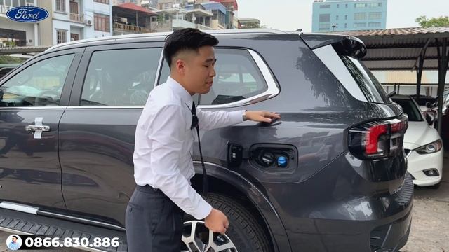 Thời Điểm Vàng Mua Ford Everest Titanium 2023 | Báo Giá Lăn Bánh | Tuấn Xe Ford смотреть онлайн