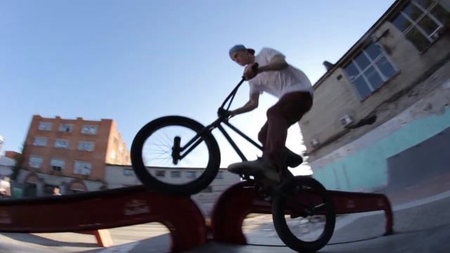 Erik Orgo & Taavi Tarmas Split Edit. смотреть онлайн