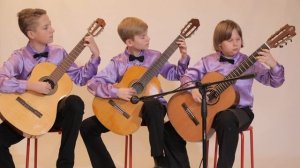 Ансамбль гитаристов "Классик". Л. Иванова "Танец"