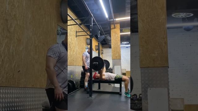 Жим лежа 50% веса тела на максимум смотреть онлайн