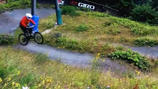 Subaru XV смотреть онлайн