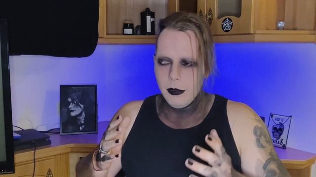 Different types of Goth, Goth styles and Goth fashion смотреть онлайн