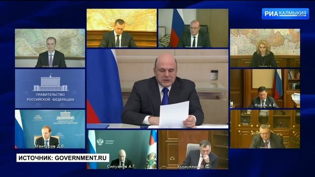 Премьер министр страны сообщил о дополнительных ежемесячных социальных выплат медицинским работника смотреть онлайн