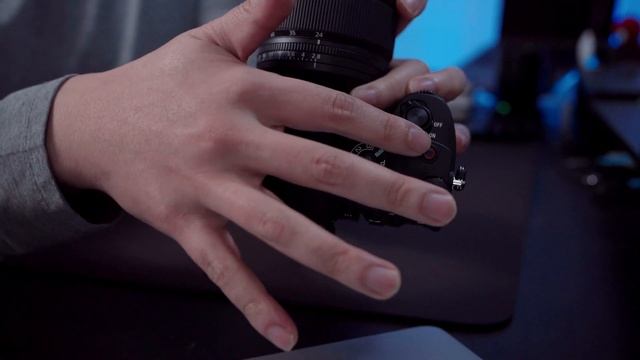 New Year. New Gear! Upgrading to the SONY A7RV | First Look смотреть онлайн