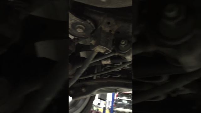 2013 Hyundai Genesis Coupe Undercarriage смотреть онлайн