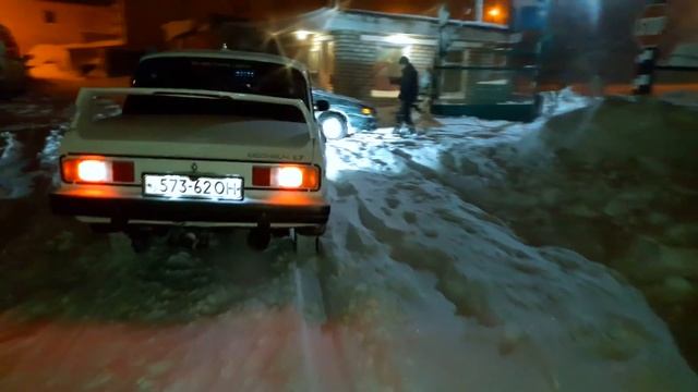 МЫ ПОПАЛИ В СНЕЖНУЮ БУРЮ 25.12.2018. ГОТОВИМ КОРАБЛИКИ. смотреть онлайн