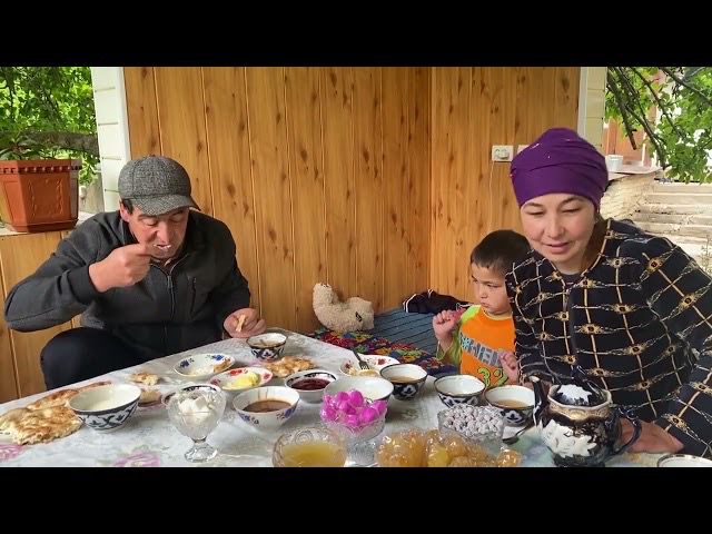 Uzbekistan. The life of a beekeeper is high in the mountains. Untouched nature.Village life. ASMR. смотреть онлайн