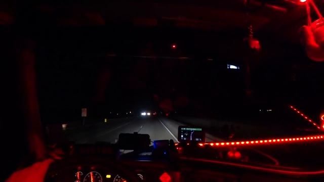 Дальнобой США / Рейс в штат Мичиган/ Магазин для грузовика IOWA 80 смотреть онлайн