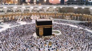 Вечерний (Магриб) намаз в Мекке