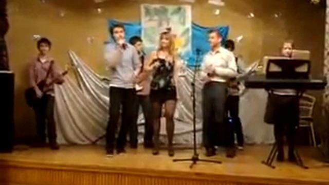 Когда придет Новый год. В исполнени ВИА лицея 34 тЮМЕНЬ смотреть онлайн