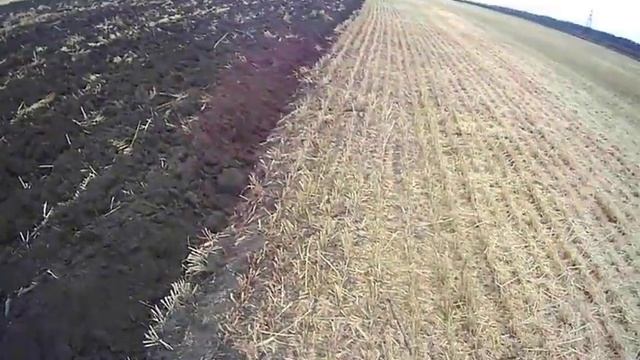 ПАХОТА МТЗ 82 С ПЛУГОМ БОМЕТ 4-30., тонкости настройки плуга. Как правильно настроить плуг. смотреть онлайн