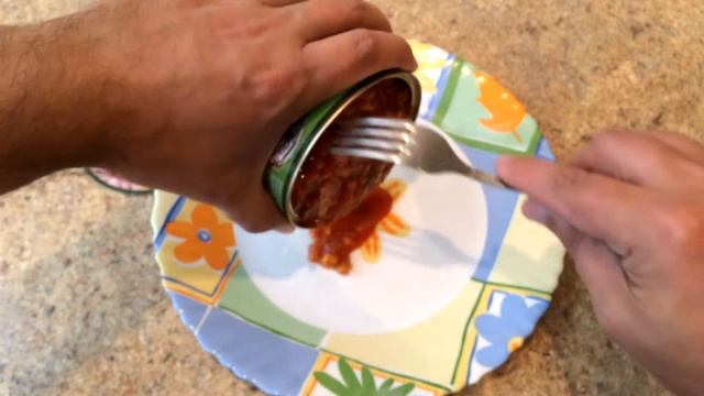 КИЛЬКА БАЛТИЙСКАЯ НЕРАЗДЕЛАННАЯ ОБЖАРЕННАЯ С ОВОЩНЫМ ГАРНИРОМ В ТОМАТНОМ СОУСЕ ОБЗОР КОНСЕРВЫ РЫБНЫ смотреть онлайн