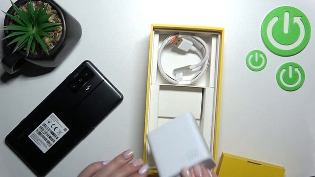 Does XIAOMI Poco F4 GT Comes With Charger? смотреть онлайн