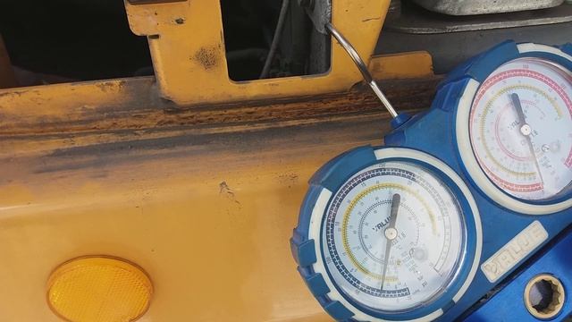 Давление фреона R 134 a в кондиционере автомобильной техники 2 - 2.5 Bar смотреть онлайн