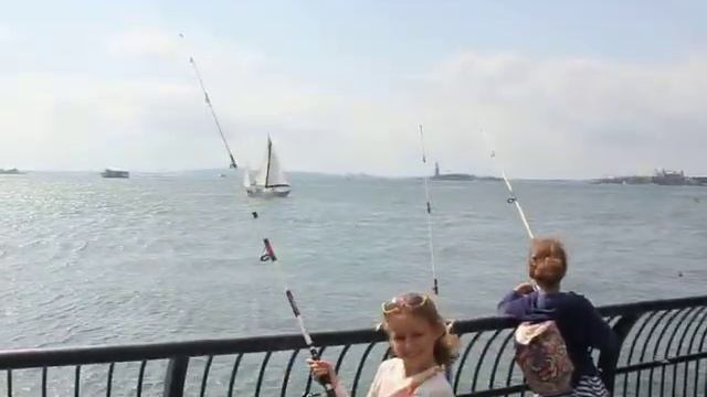 Fishing in the Bay of Hudson. Рыбная ловля в заливе Гудзон смотреть онлайн