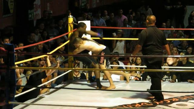 Aaron Barrios vs. Ricky Sconyers Round 1 смотреть онлайн