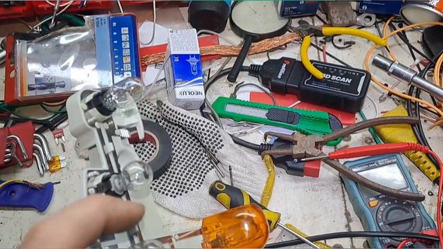 #mercedes_w211 не працює габарит заднього ліхтаря та підсвітка номеру смотреть онлайн