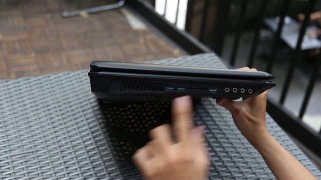 Tinhte.vn - Trên tay Laptop chơi game MSI GT70 смотреть онлайн