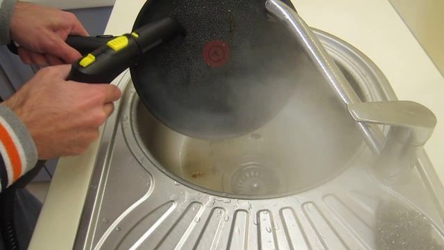 Чистка пароочистителем посуды (сковорода, противень). Пароочиститель Karcher SC 2 / Керхер SC 2 смотреть онлайн