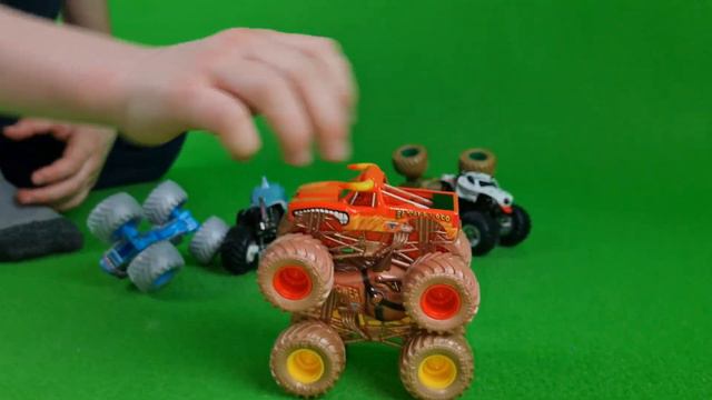 Игрушки: Монстер Траки от Хот Вилса | Hotwheels Monstertruck 🚗