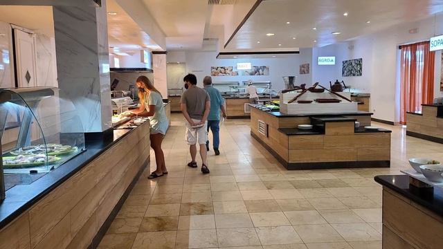 Lunch Buffet, Iberostar Selection Ensenachos, Cayo Santa Maria, Cuba смотреть онлайн