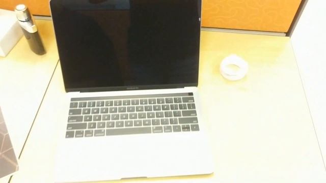 Apple Mac Book Pro 13 With Touch Bar Unboxing And Setup