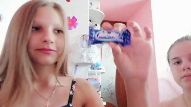 РАСПАКОВКА СЛАДКОГО НАБОРА M&M'S & FRIENDS) "ПОРА В ШКОЛУ" смотреть онлайн