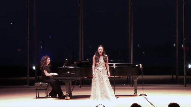 Grace Jong - At the Ball by Peter Ilyich Tchaikovsky смотреть онлайн
