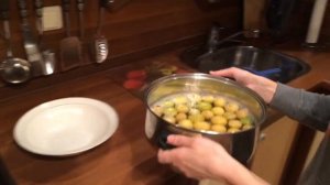 Мои заготовки. Маринованный физалис.