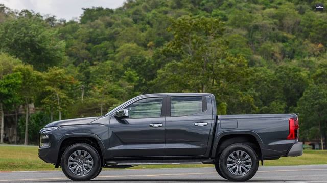 Mitsubishi Triton: Новый L200 с турбодизелем и полным приводом