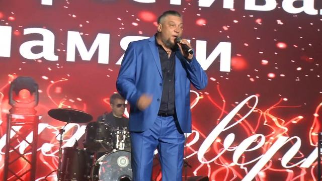 Новый голос русского шансона. Красиво перепел известную песню Аркаши Северного смотреть онлайн