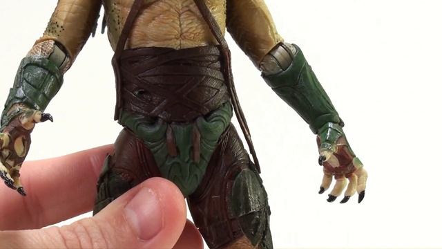 Video Review of the NECA Predators Series 2; Tracker Predator смотреть онлайн