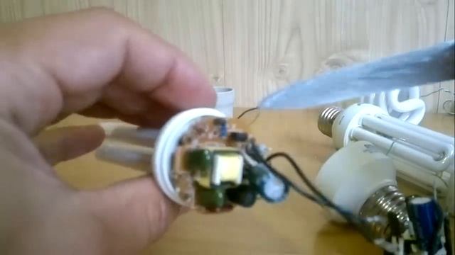 ЛАМПОВЫЙ УСИЛИТЕЛЬ не ЗАПРЕЩЕННЫЙ усилитель звука из Лампы Экономки ? смотреть онлайн