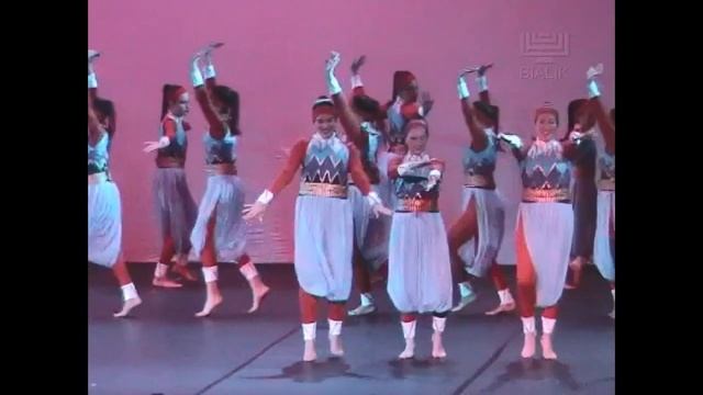 Adamá ve Shamaim - Dorot Guimel - Show Bialik 2008 смотреть онлайн