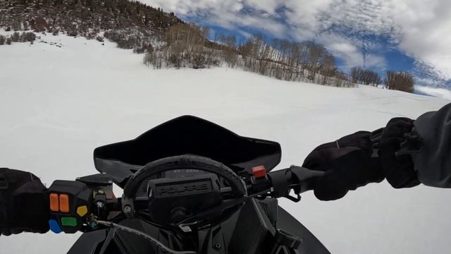 Snowmobile ride on the property. смотреть онлайн