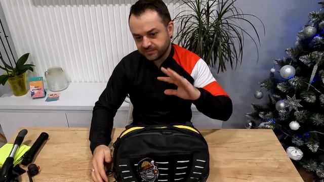 Велосумка. Що в ній і для чого. Купа барахла чи життєво необхідні речі?