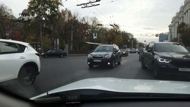 Vlog Закрыть мост и сделать выделенку. Пара идей, как легко устроить пробки в миллионном городе смотреть онлайн