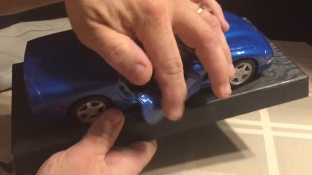 A Look At My 1/18th Maisto C5 Corvette
