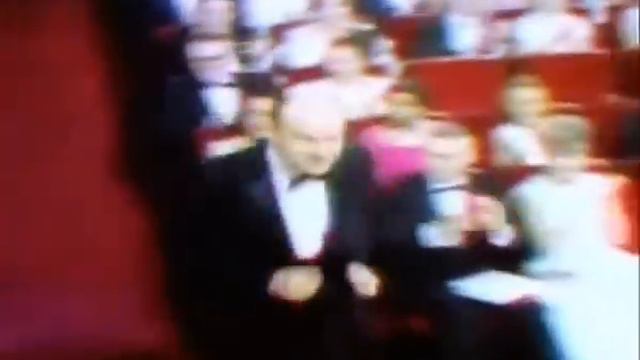 Werner Klemperer (Colonel Klink) at the Emmy Awards - 1969 смотреть онлайн