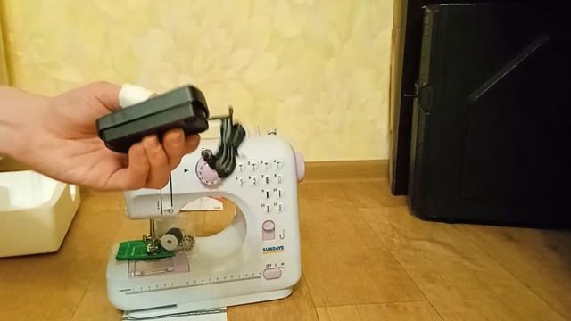 Распаковка — Мини швейная машинка Sundays Home RH-505 смотреть онлайн
