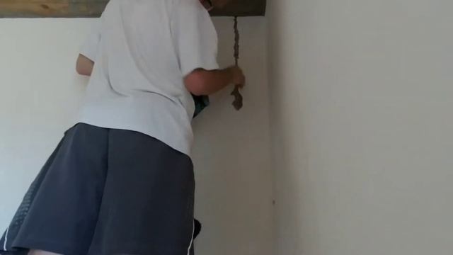 Монтаж розеток под сплит-системы. Упаковка остатков утеплителя. Строительство дома своими руками. смотреть онлайн