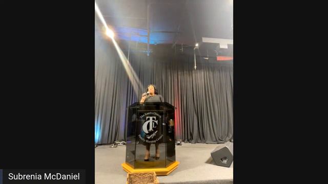 Sunday Morning Worship with TLC смотреть онлайн