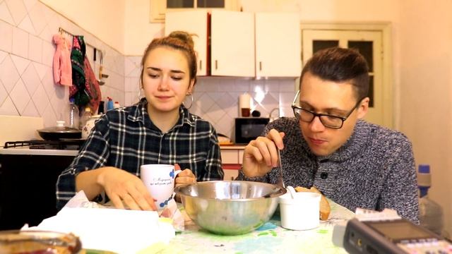 МУКБАНГ ? Свинные медальйоны с перловкой и свежий салат Кушаем вместе КУШАТЬ ПРОСТО АСМР еда ASMR