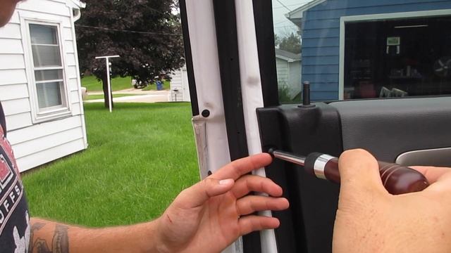 How to: 13-18 Ram 1500 Mirror Removal смотреть онлайн