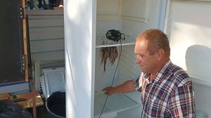 Холодильник для сушки и засолки рыбы