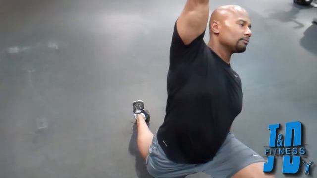 Featured Tip of the day- Stretches for those who sit all day смотреть онлайн