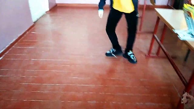 Как Научиться Танцевать Шафл За 5 Минут!-Шафл В 2020 Году смотреть онлайн