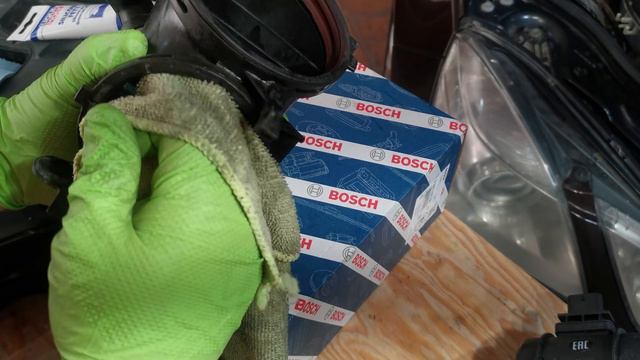 MAF Sensor Replacement | Mercedes E-Class W212 M272 Engine смотреть онлайн