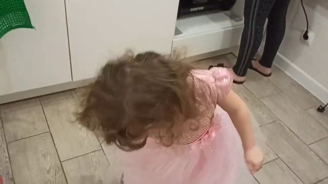 Ужин ?: пожарили бёдра и сделали пюре ☝✔️ смотреть онлайн