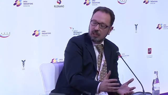 Евгений Кузнецов о кризисе и технологическом росте смотреть онлайн